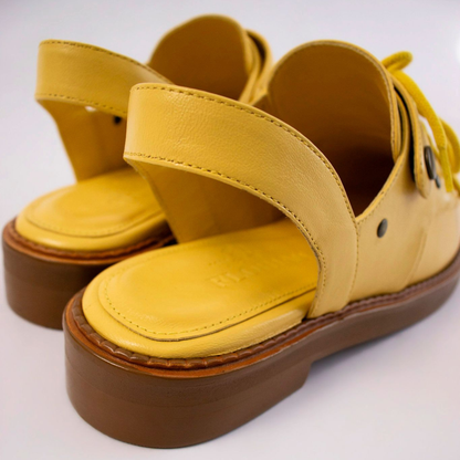 Mocassim Cume Slingback Couro
